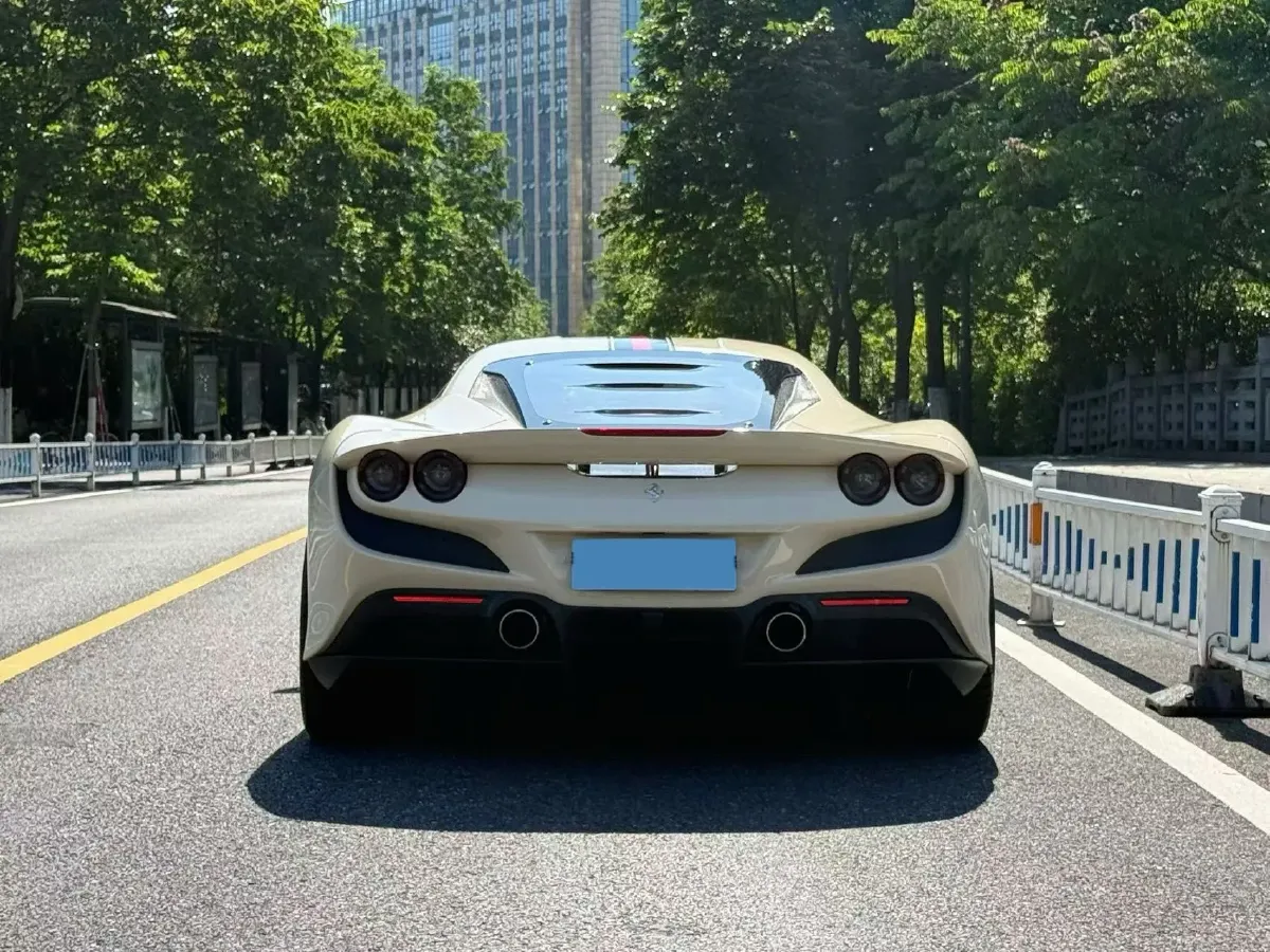 2019 Aston Martin DB11 5.2T 639HP V12 8AT,autocango,china used car exporter,china ev exporter,chinese used car exporter,chinese used ev exporter