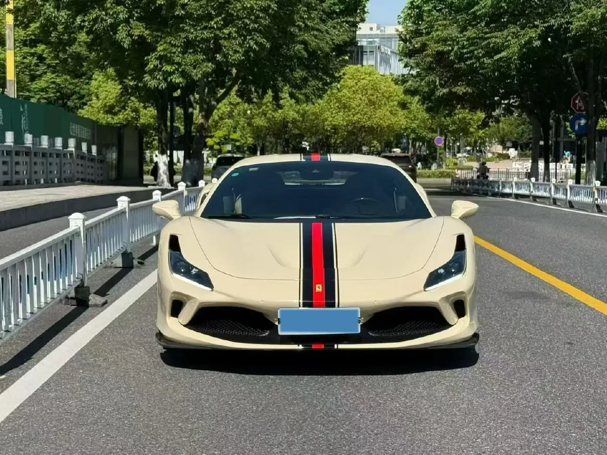 2019 Aston Martin DB11 5.2T 639HP V12 8AT,autocango,china used car exporter,china ev exporter,chinese used car exporter,chinese used ev exporter
