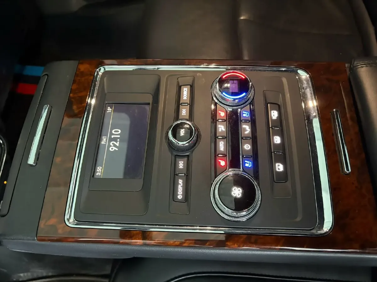 2018 Lincoln Continental 3.0T 378HP V6 6AT,autocango,china used car exporter,china ev exporter,chinese used car exporter,chinese used ev exporter