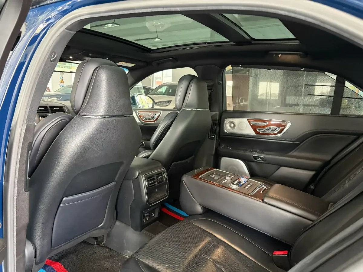 2018 Lincoln Continental 3.0T 378HP V6 6AT,autocango,china used car exporter,china ev exporter,chinese used car exporter,chinese used ev exporter