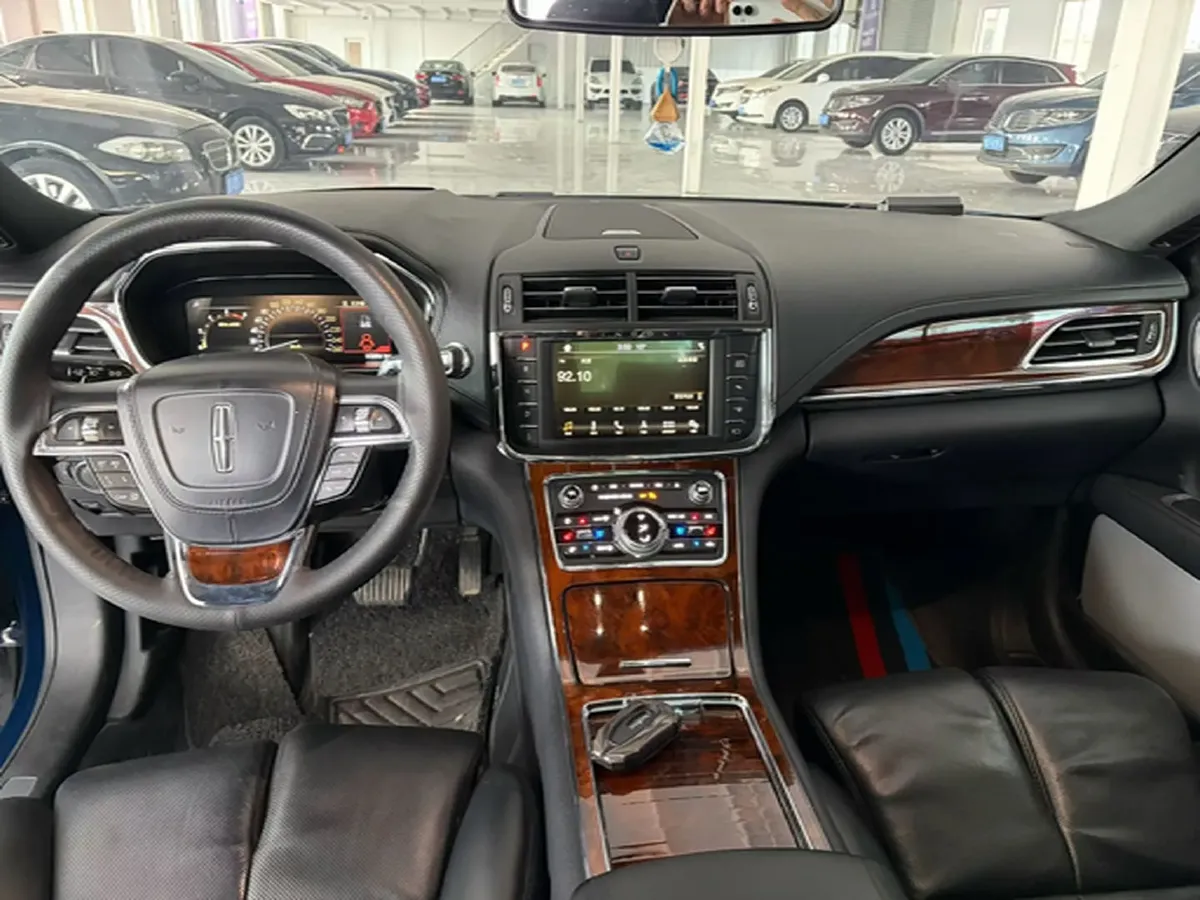 2018 Lincoln Continental 3.0T 378HP V6 6AT,autocango,china used car exporter,china ev exporter,chinese used car exporter,chinese used ev exporter