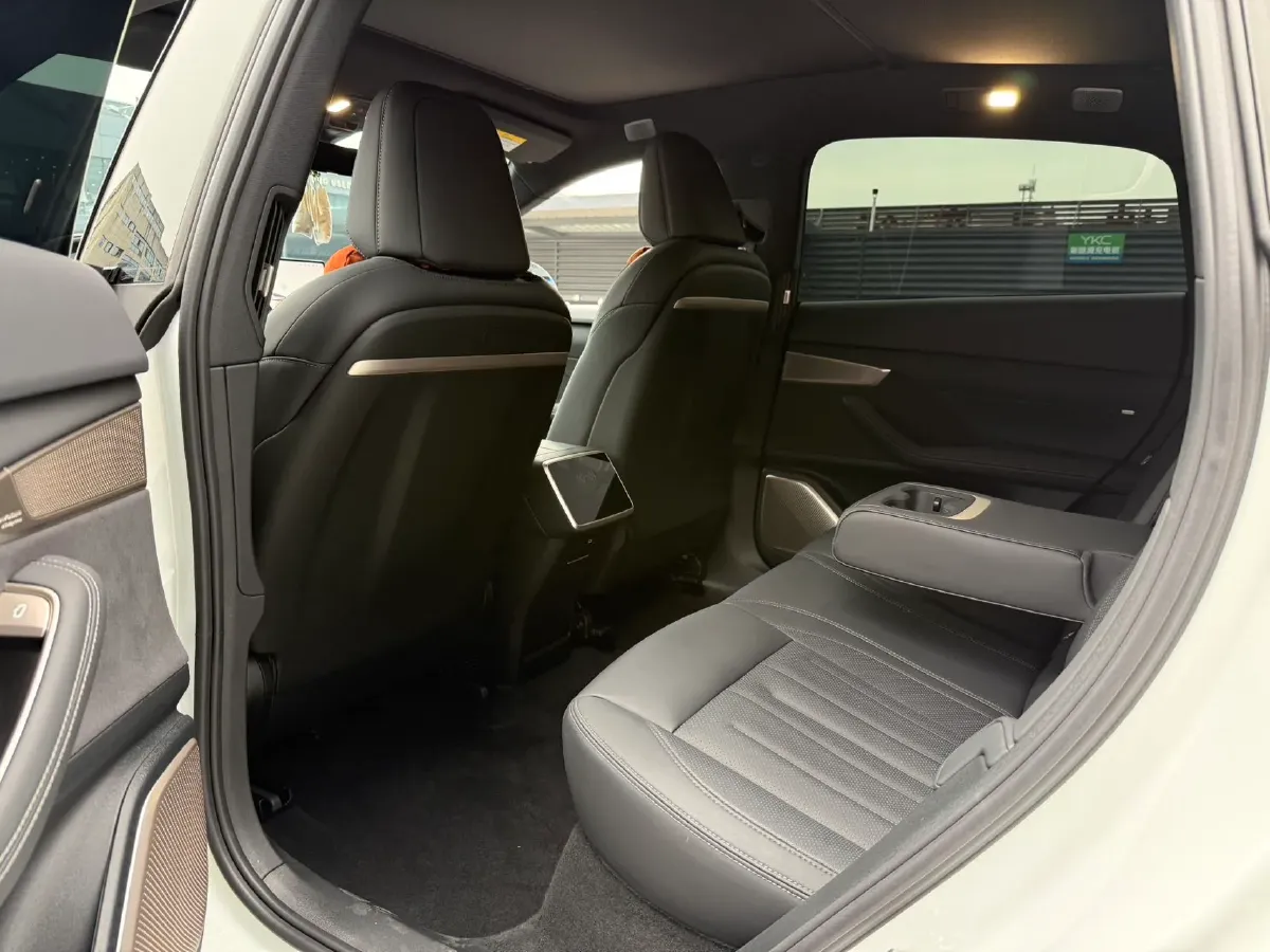 2024 ONVO L60 BEV 60KWH,autocango,china used car exporter,china ev exporter,chinese used car exporter,chinese used ev exporter