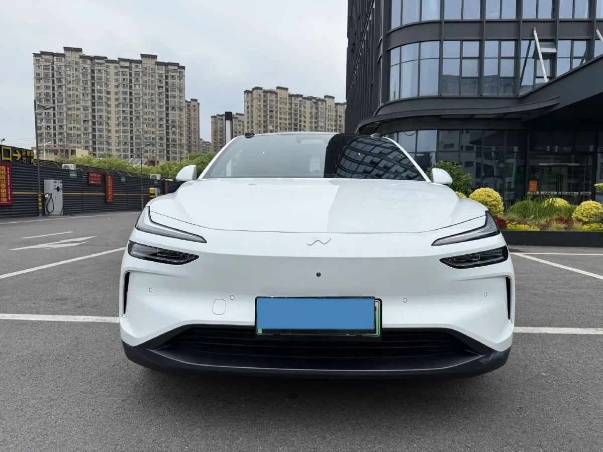 2024 ONVO L60 BEV 60KWH,autocango,china used car exporter,china ev exporter,chinese used car exporter,chinese used ev exporter