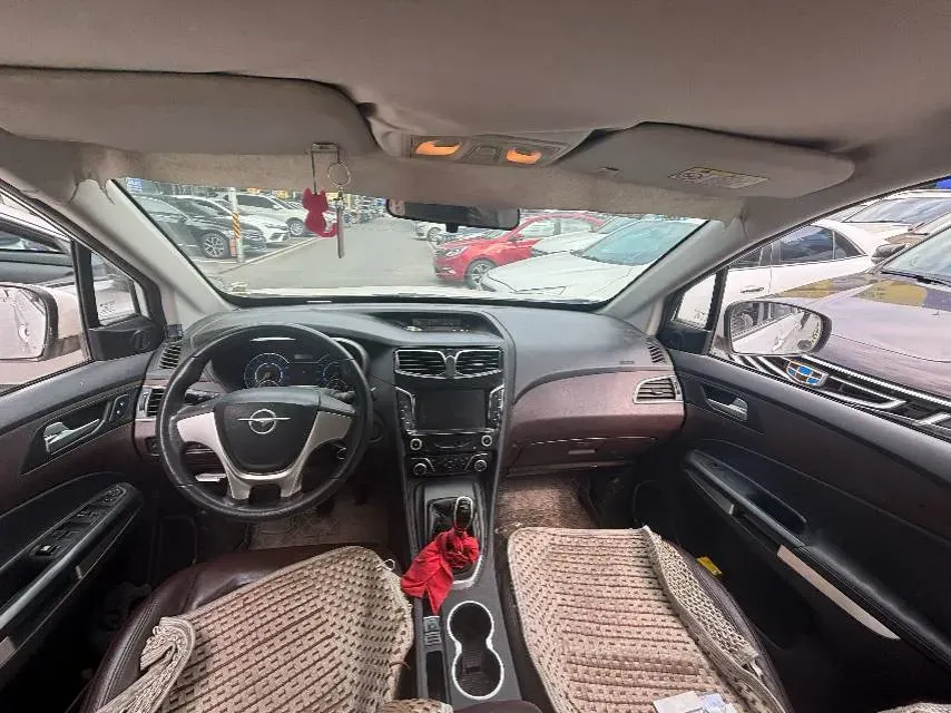 2016 HaiMa V70 2.0L 152HP L4 6MT,autocango,china used car exporter,china ev exporter,chinese used car exporter,chinese used ev exporter