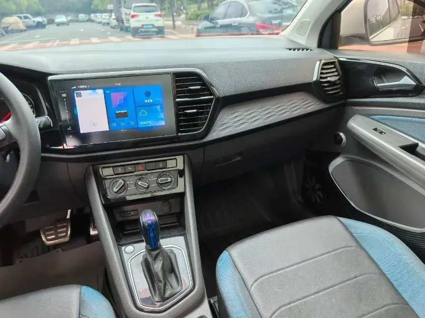 2021 Jetta VS7 1.4T 150HP L4 6AT,autocango,china used car exporter,china ev exporter,chinese used car exporter,chinese used ev exporter
