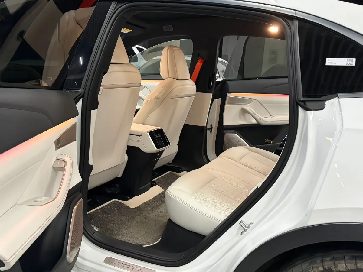 2024 ONVO L60 BEV 60KWH,autocango,china used car exporter,china ev exporter,chinese used car exporter,chinese used ev exporter