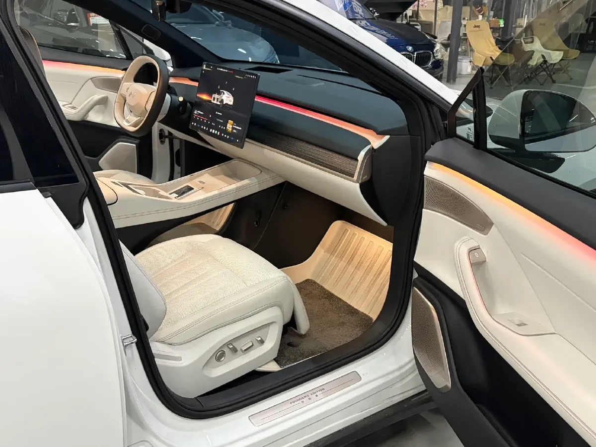 2024 ONVO L60 BEV 60KWH,autocango,china used car exporter,china ev exporter,chinese used car exporter,chinese used ev exporter