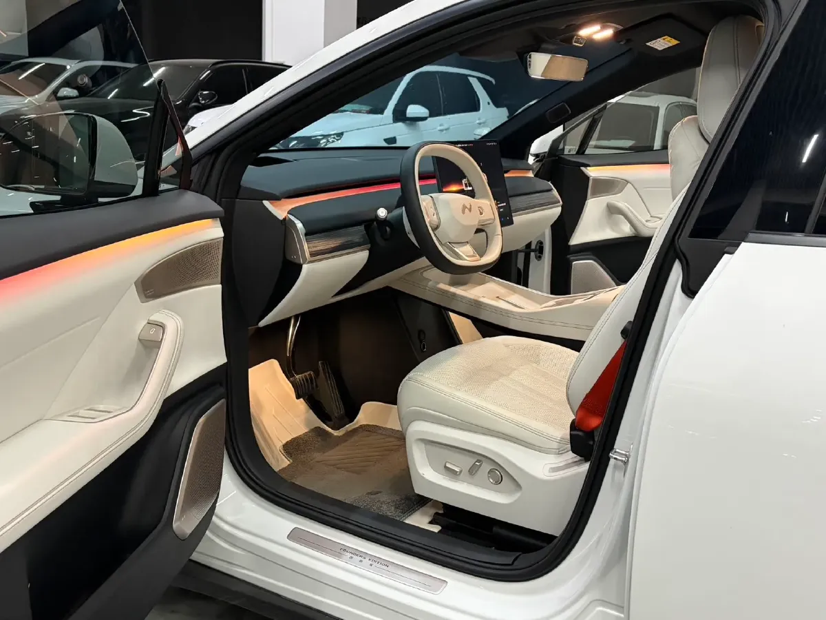 2024 ONVO L60 BEV 60KWH,autocango,china used car exporter,china ev exporter,chinese used car exporter,chinese used ev exporter