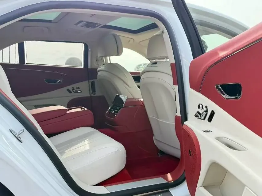 2023 Bentley Flying Spur 4.0T 550HP V8 8DCT,autocango,china used car exporter,china ev exporter,chinese used car exporter,chinese used ev exporter