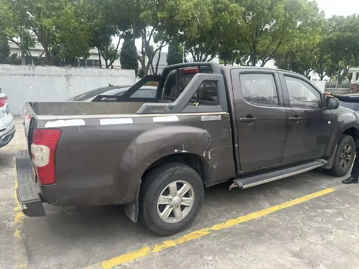 2018 Isuzu Taga 3.0T 131HP L4 5MT,autocango,china used car exporter,china ev exporter,chinese used car exporter,chinese used ev exporter
