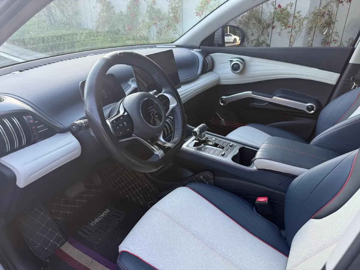 2022 Roewe RX5 MAX 1.5T 181HP L4 6AT,autocango,china used car exporter,china ev exporter,chinese used car exporter,chinese used ev exporter