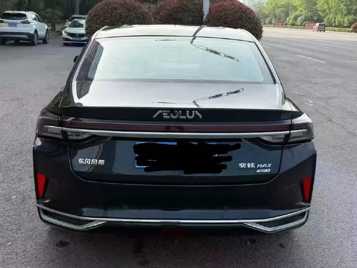 2021 DongFeng Aeolus YiXuan MAX 1.5T 190HP L4 7DCT,autocango,china used car exporter,china ev exporter,chinese used car exporter,chinese used ev exporter