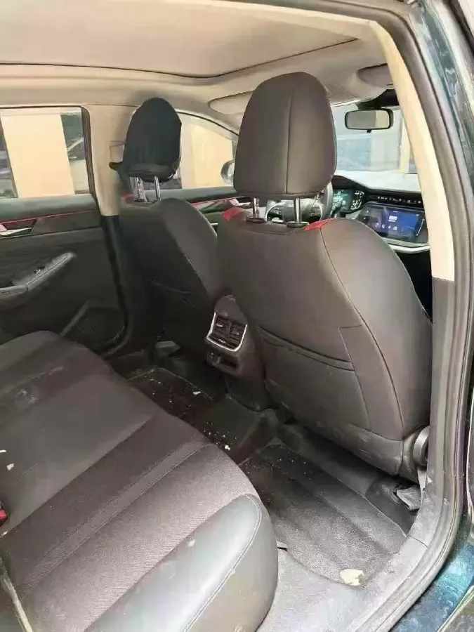 2021 DongFeng Aeolus YiXuan MAX 1.5T 190HP L4 7DCT,autocango,china used car exporter,china ev exporter,chinese used car exporter,chinese used ev exporter