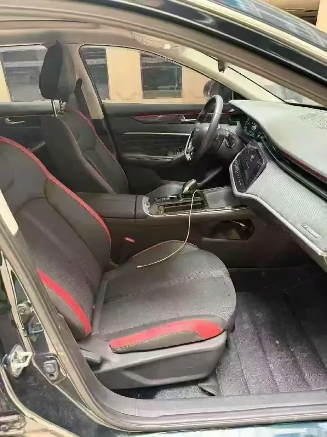 2021 DongFeng Aeolus YiXuan MAX 1.5T 190HP L4 7DCT,autocango,china used car exporter,china ev exporter,chinese used car exporter,chinese used ev exporter