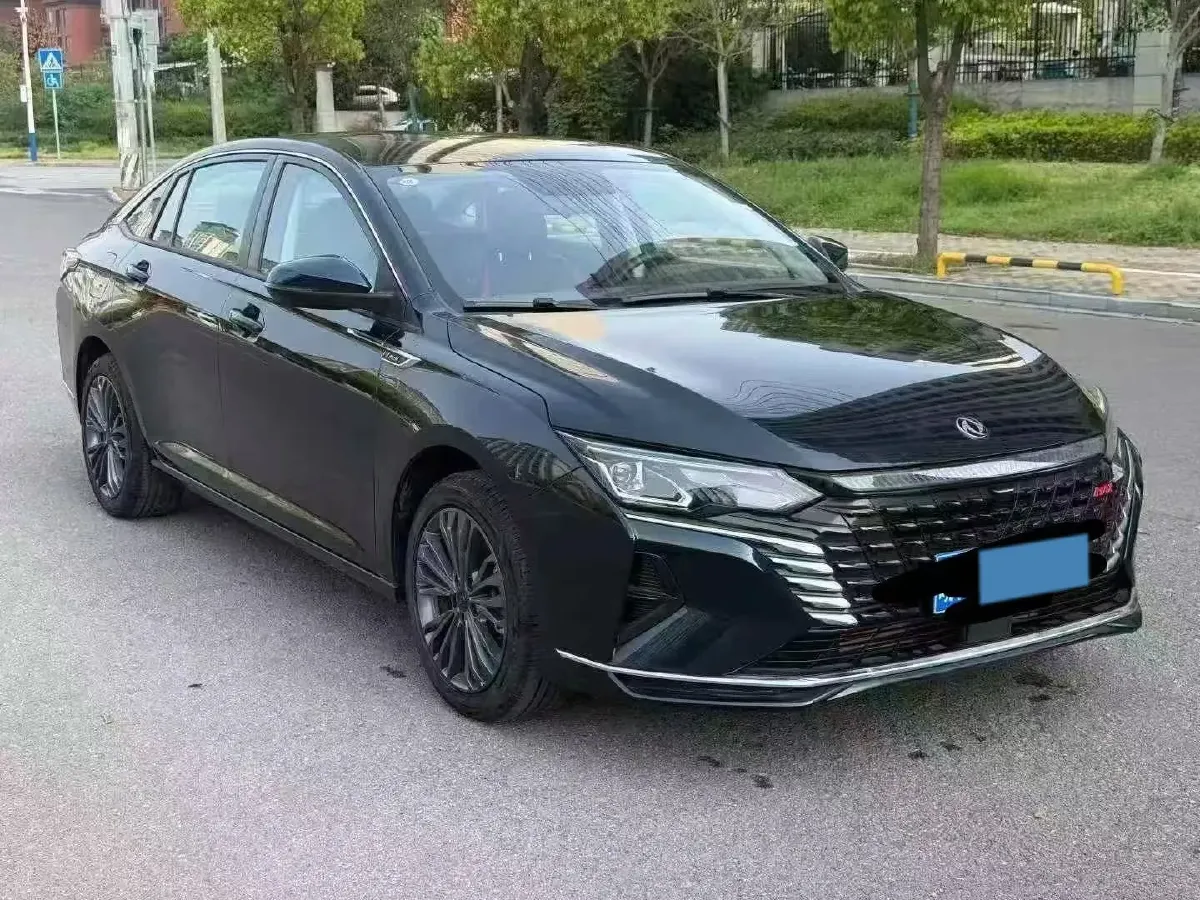 2021 DongFeng Aeolus YiXuan MAX 1.5T 190HP L4 7DCT,autocango,china used car exporter,china ev exporter,chinese used car exporter,chinese used ev exporter