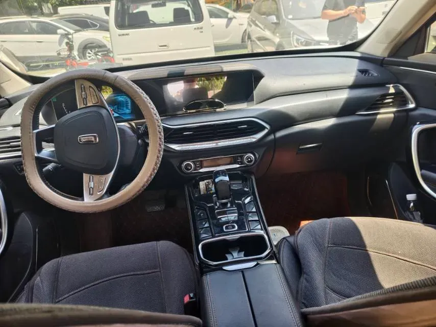 2020 Bestune T77 1.5T 169HP L4 7DCT,autocango,china used car exporter,china ev exporter,chinese used car exporter,chinese used ev exporter