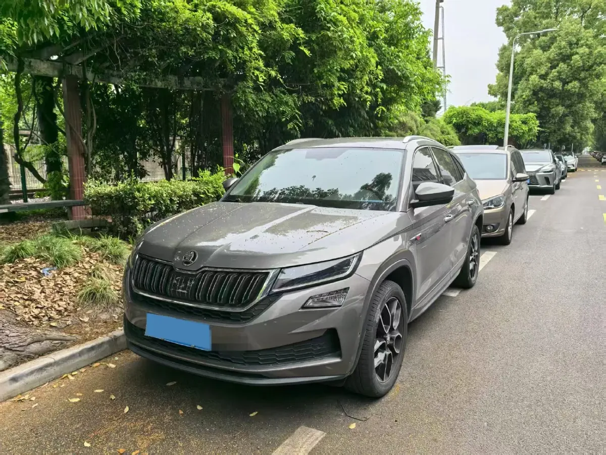 2019 Skoda Kodiak GT 2.0T 220HP L4 7DCT,autocango,china used car exporter,china ev exporter,chinese used car exporter,chinese used ev exporter