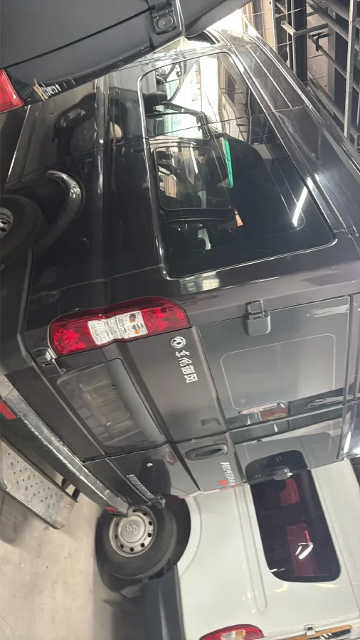 2019 MAXUS XinTu V80 2.5T 136HP L4 6MT,autocango,china used car exporter,china ev exporter,chinese used car exporter,chinese used ev exporter