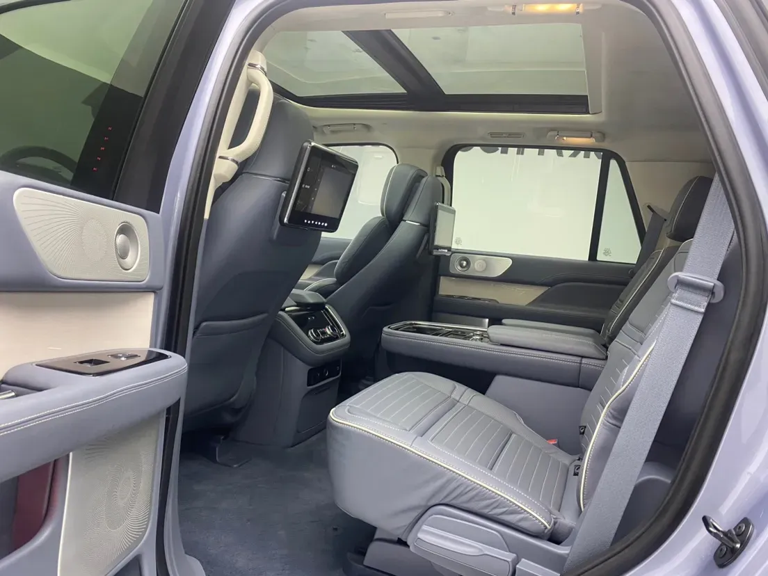 2020 Lincoln Navigator 3.5T 388HP V6 10AT,autocango,china used car exporter,china ev exporter,chinese used car exporter,chinese used ev exporter