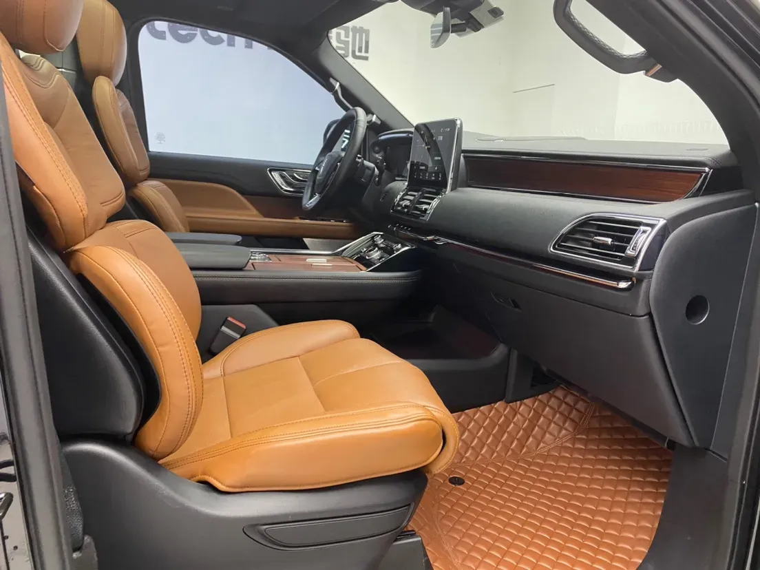 2020 Lincoln Navigator 3.5T 388HP V6 10AT,autocango,china used car exporter,china ev exporter,chinese used car exporter,chinese used ev exporter