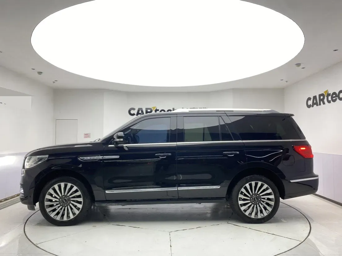 2020 Lincoln Navigator 3.5T 388HP V6 10AT,autocango,china used car exporter,china ev exporter,chinese used car exporter,chinese used ev exporter