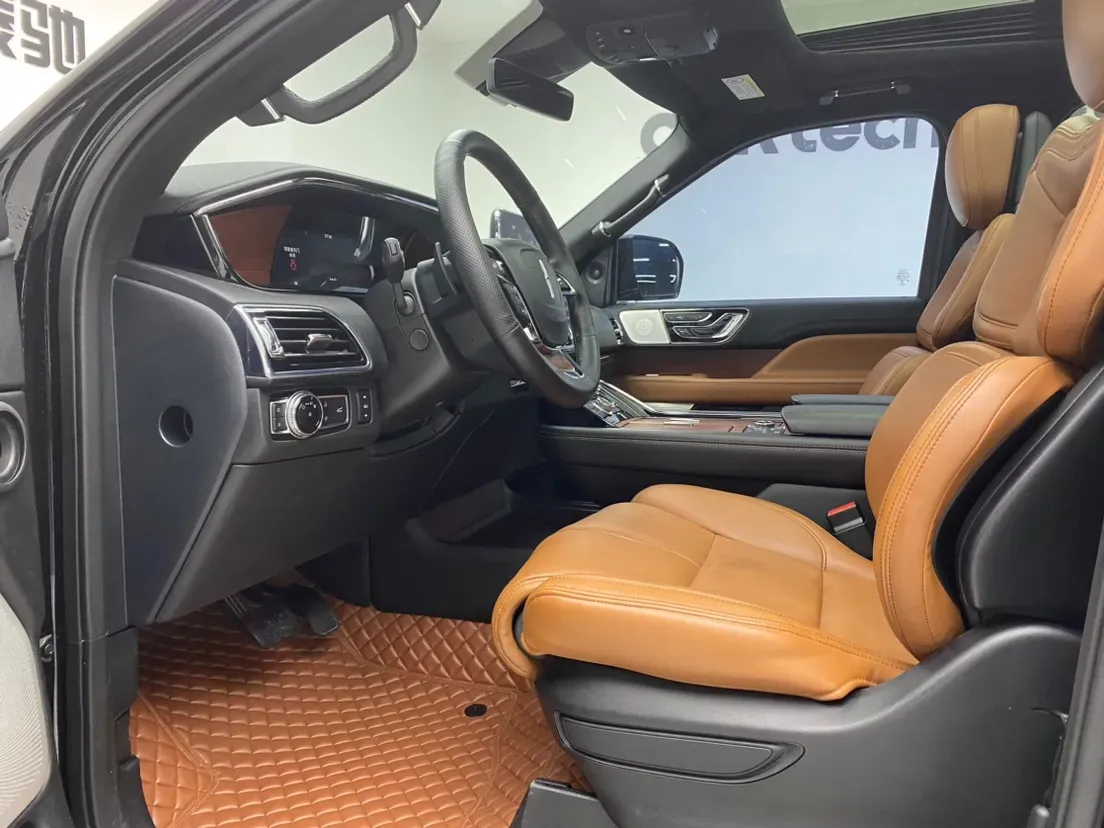 2020 Lincoln Navigator 3.5T 388HP V6 10AT,autocango,china used car exporter,china ev exporter,chinese used car exporter,chinese used ev exporter