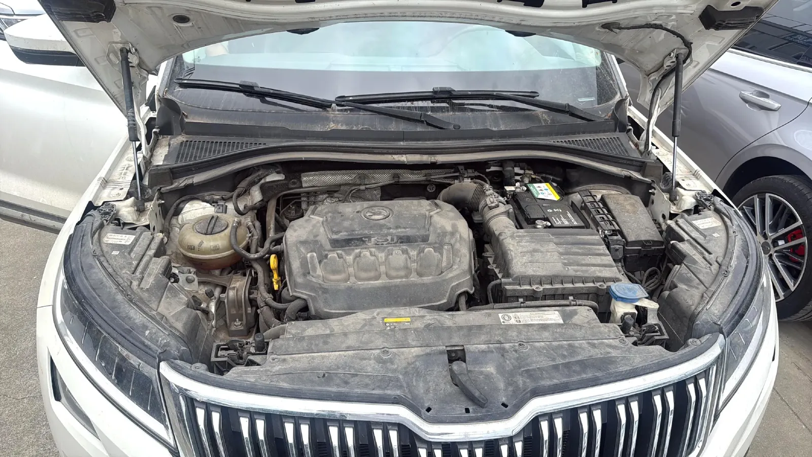 2018 Skoda Kodiak 2.0T 186HP L4 7DCT,autocango,china used car exporter,china ev exporter,chinese used car exporter,chinese used ev exporter