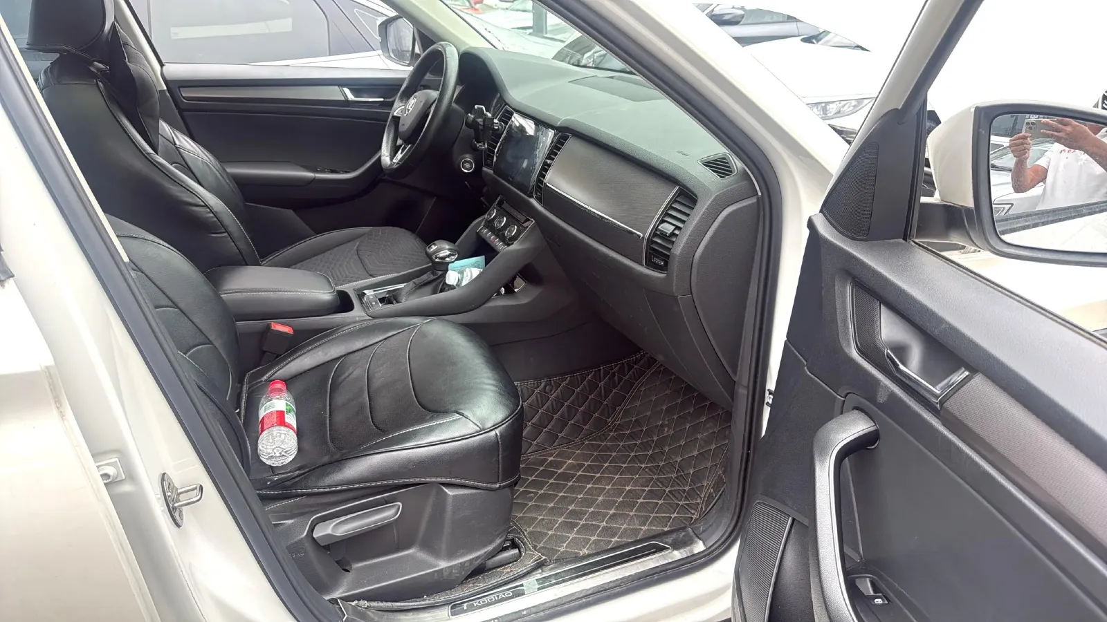 2018 Skoda Kodiak 2.0T 186HP L4 7DCT,autocango,china used car exporter,china ev exporter,chinese used car exporter,chinese used ev exporter