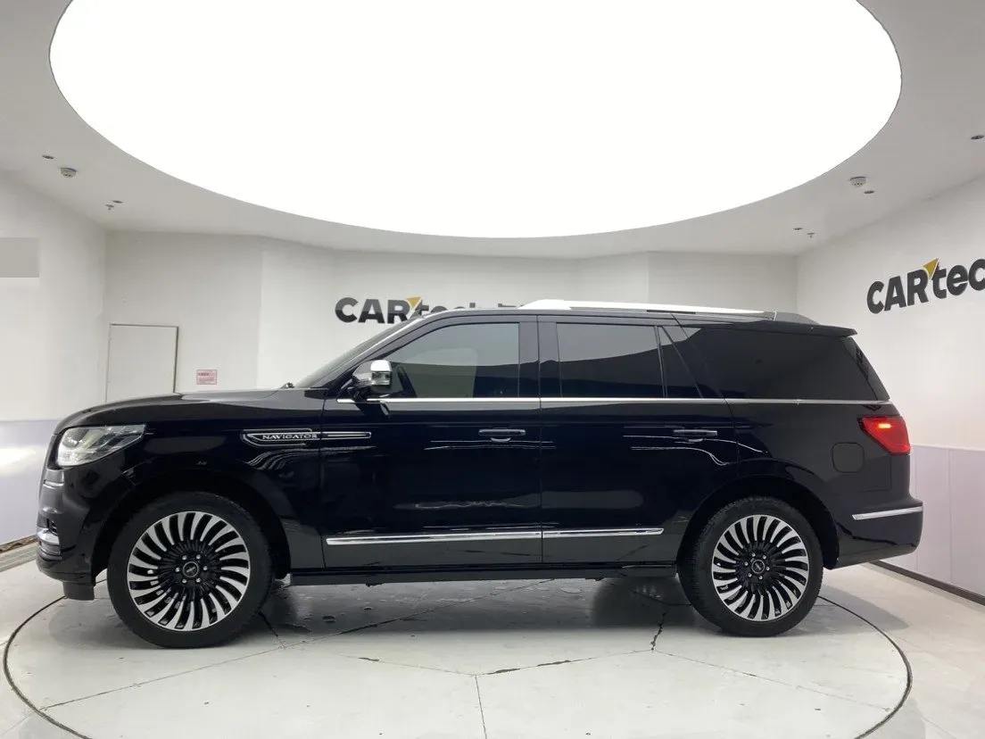2020 Lincoln Navigator 3.5T 388HP V6 10AT,autocango,china used car exporter,china ev exporter,chinese used car exporter,chinese used ev exporter