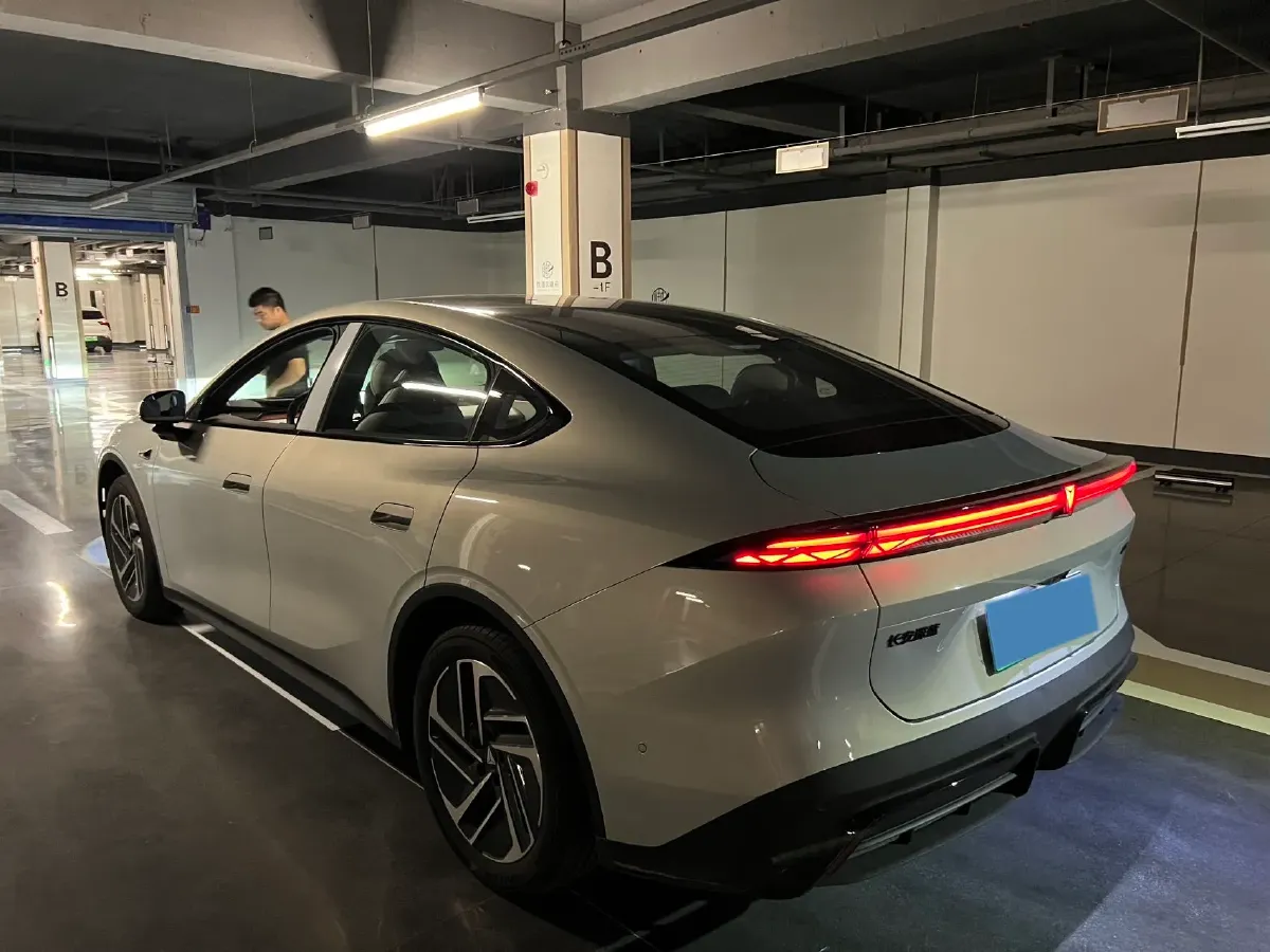 2026 Deepal L06 BEV,autocango,china used car exporter,china ev exporter,chinese used car exporter,chinese used ev exporter