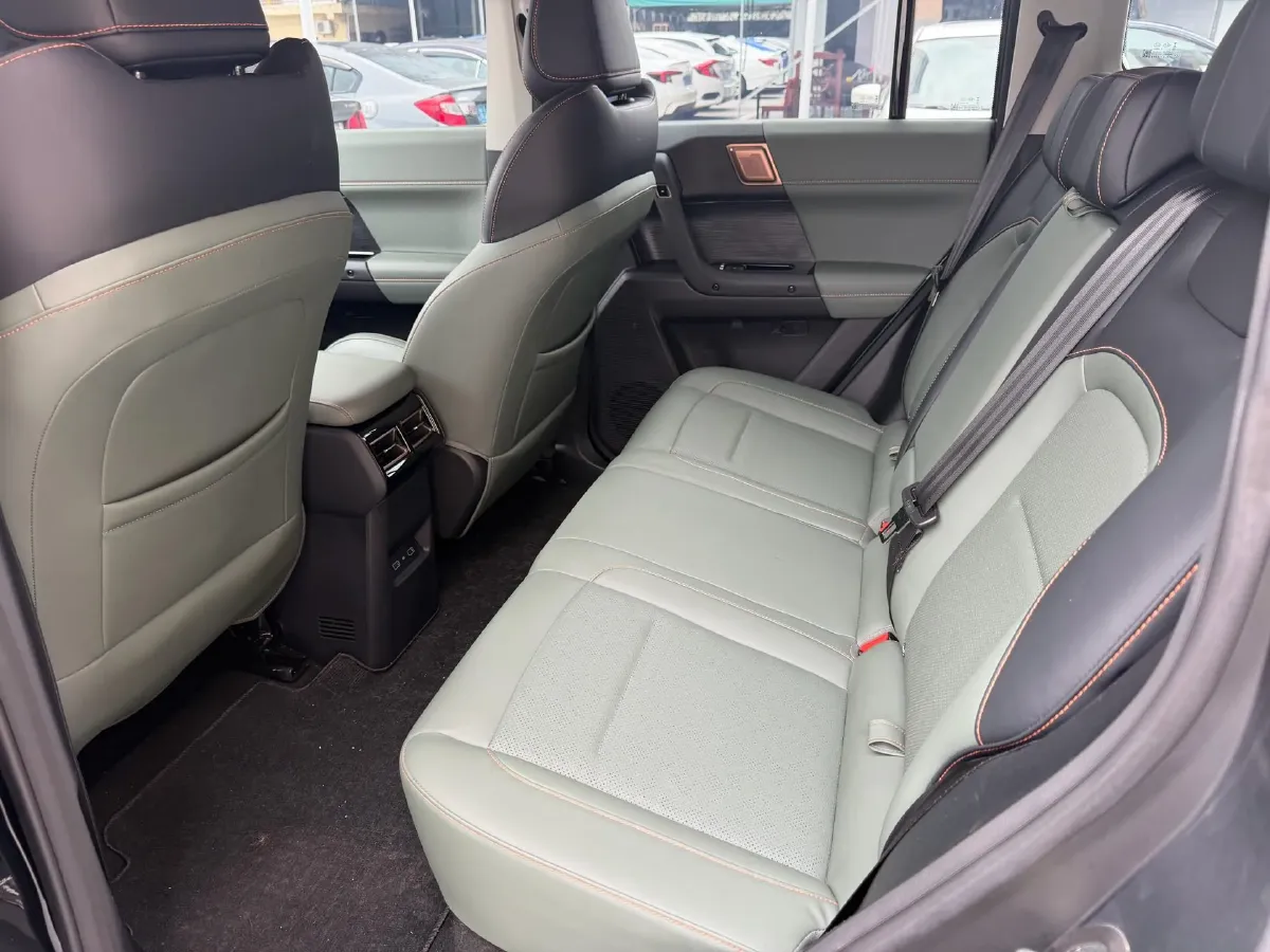 2024 JMC DaDao 2.3T 245HP L4 8AT,autocango,china used car exporter,china ev exporter,chinese used car exporter,chinese used ev exporter