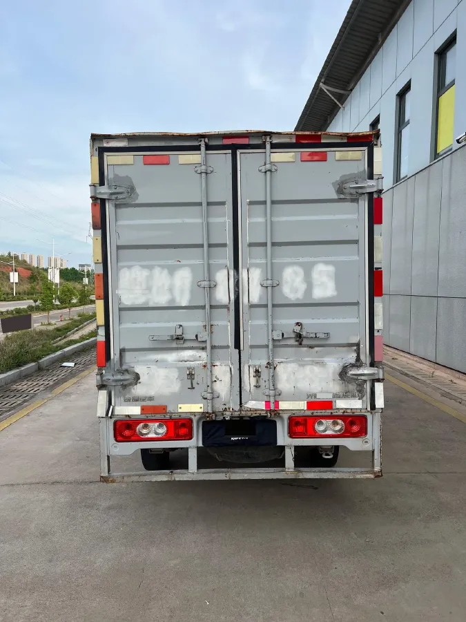 2019 Karry YouJin 1.5L 116HP L4 5MT,autocango,china used car exporter,china ev exporter,chinese used car exporter,chinese used ev exporter