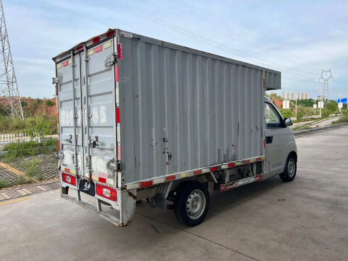 2019 Karry YouJin 1.5L 116HP L4 5MT,autocango,china used car exporter,china ev exporter,chinese used car exporter,chinese used ev exporter