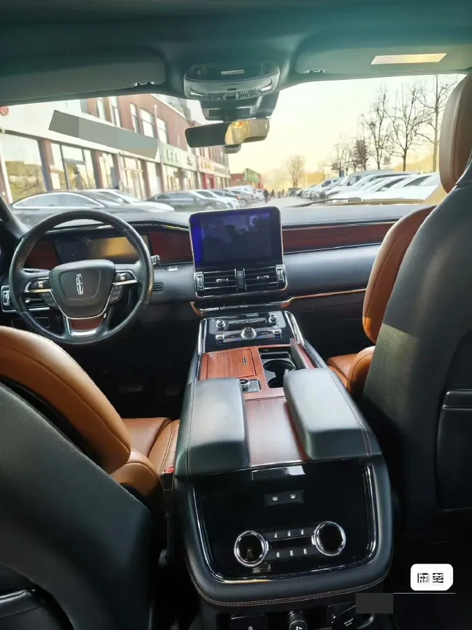 2020 Lincoln Navigator 3.5T 388HP V6 10AT,autocango,china used car exporter,china ev exporter,chinese used car exporter,chinese used ev exporter