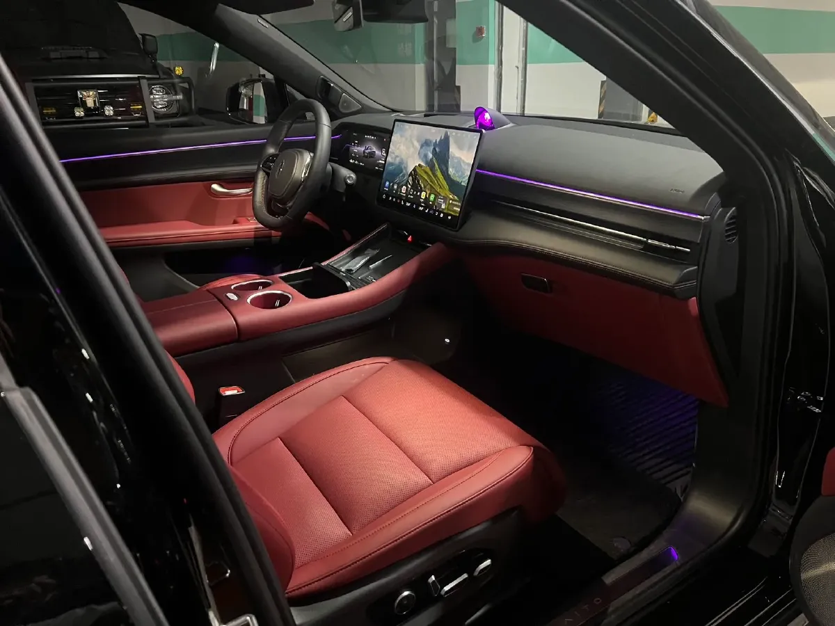 2025 AITO AITO M5 1.5T 152HP L4 REEV 42KWH,autocango,china used car exporter,china ev exporter,chinese used car exporter,chinese used ev exporter