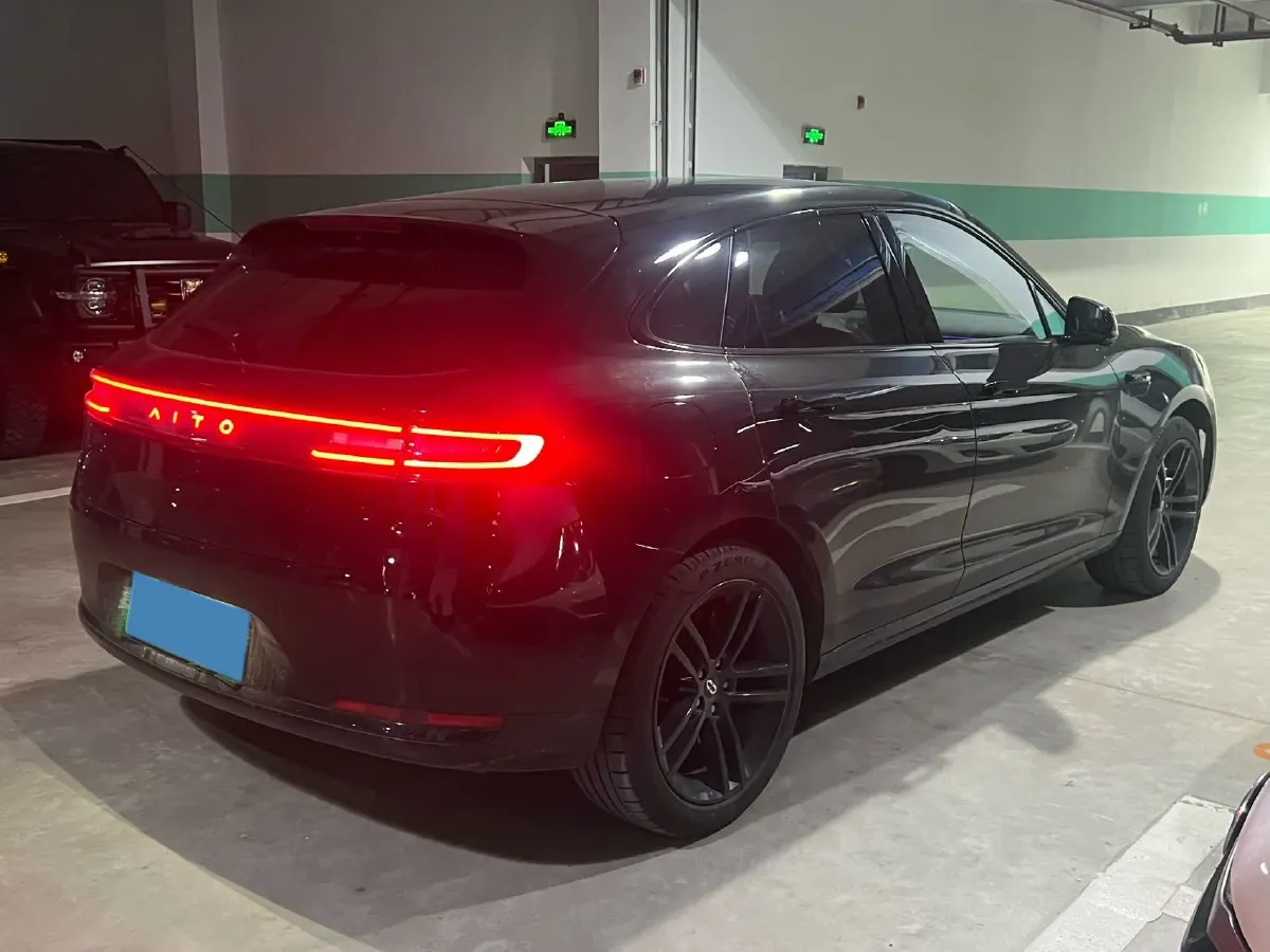 2025 AITO AITO M5 1.5T 152HP L4 REEV 42KWH,autocango,china used car exporter,china ev exporter,chinese used car exporter,chinese used ev exporter