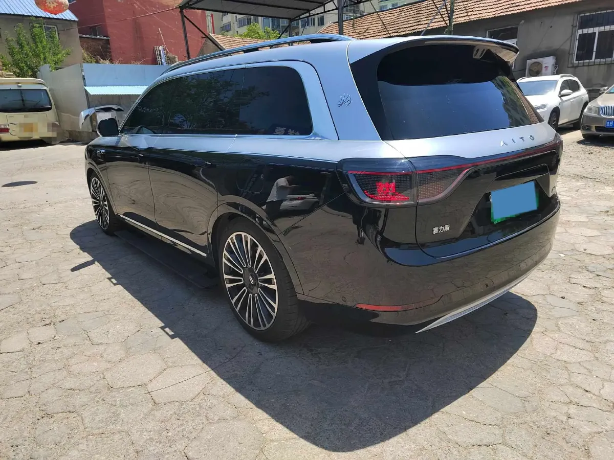 2025 AITO AITO M9 REEV 160HP REEV 52KWH,autocango,china used car exporter,china ev exporter,chinese used car exporter,chinese used ev exporter