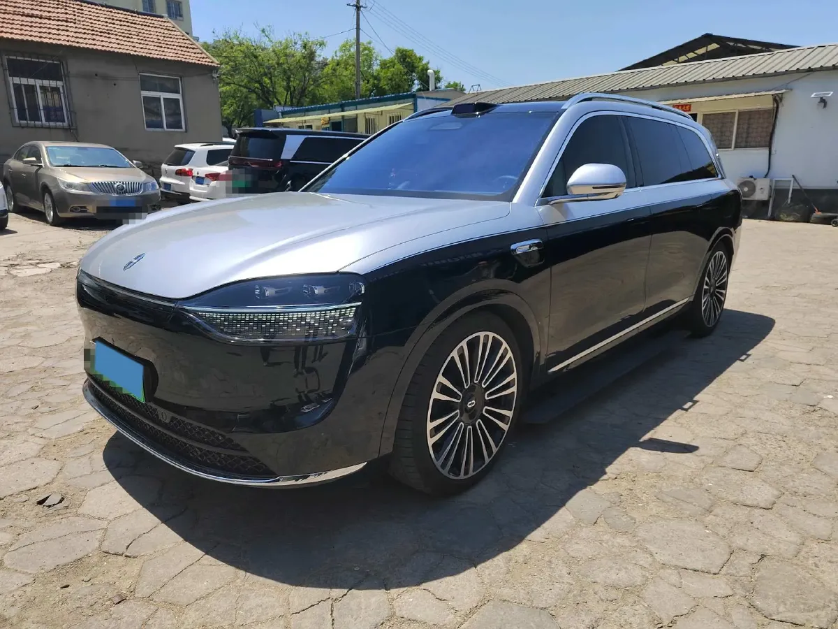 2025 AITO AITO M9 REEV 160HP REEV 52KWH,autocango,china used car exporter,china ev exporter,chinese used car exporter,chinese used ev exporter