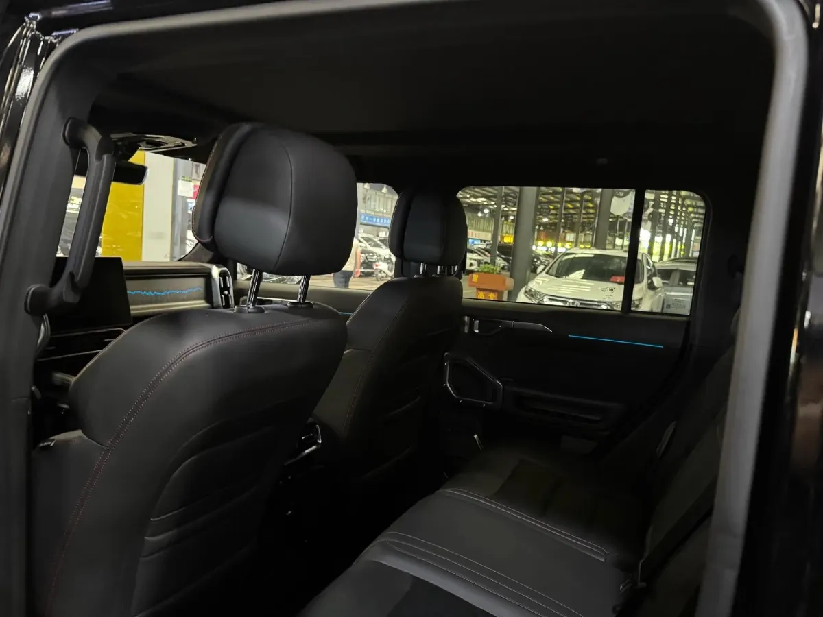 2024 Jetour ShanHai TravellerC-DM 1.5T 156HP L4 3DHT PHEV 43.24KWH,autocango,china used car exporter,china ev exporter,chinese used car exporter,chinese used ev exporter