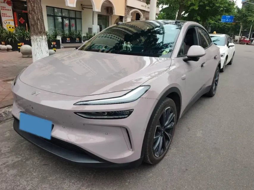 2024 ONVO L60 BEV 60KWH,autocango,china used car exporter,china ev exporter,chinese used car exporter,chinese used ev exporter