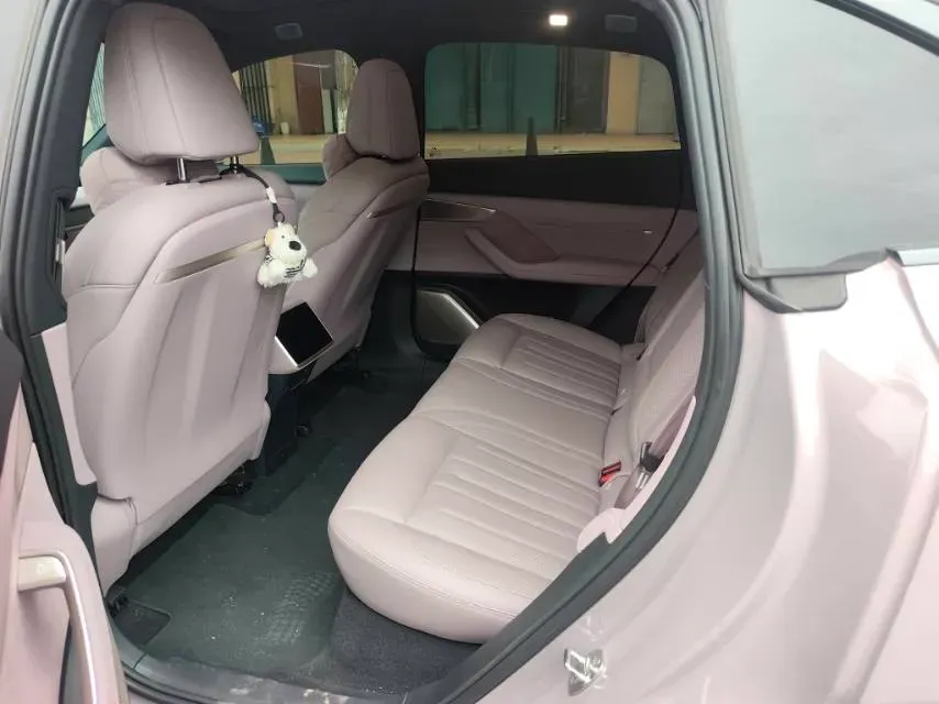 2024 ONVO L60 BEV 60KWH,autocango,china used car exporter,china ev exporter,chinese used car exporter,chinese used ev exporter
