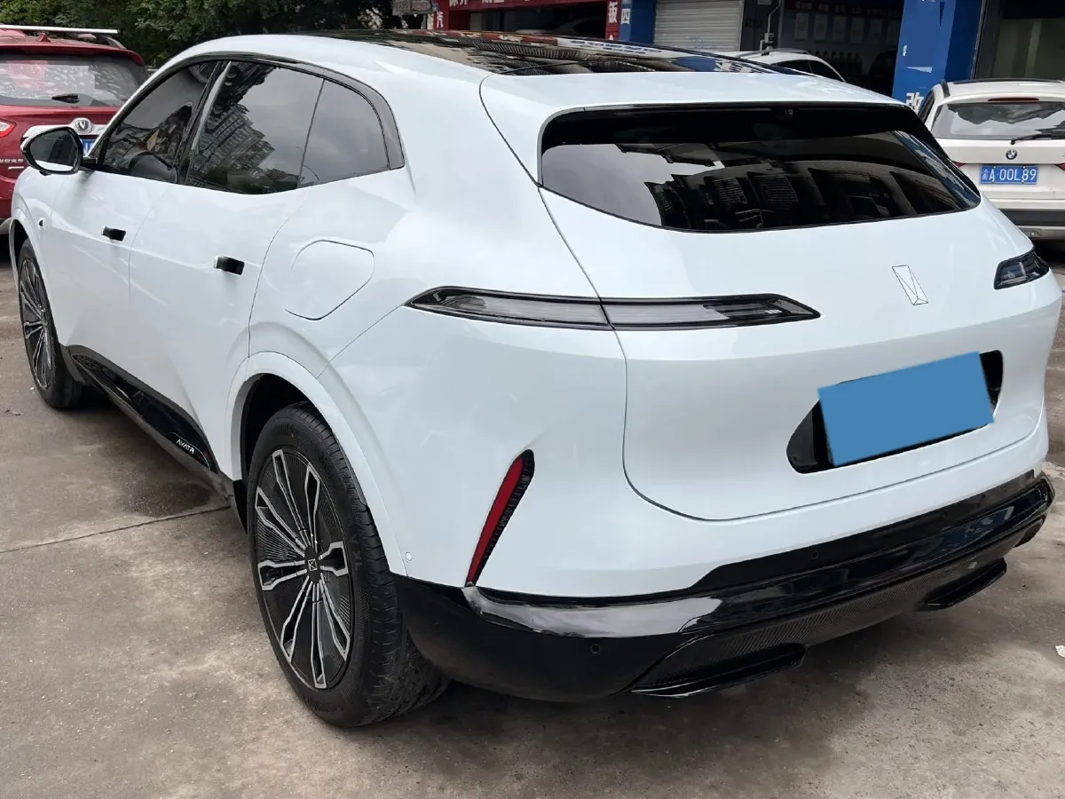 2024 Avatr 07 1.5T 156HP L4 REEV 39.05KWH,autocango,china used car exporter,china ev exporter,chinese used car exporter,chinese used ev exporter