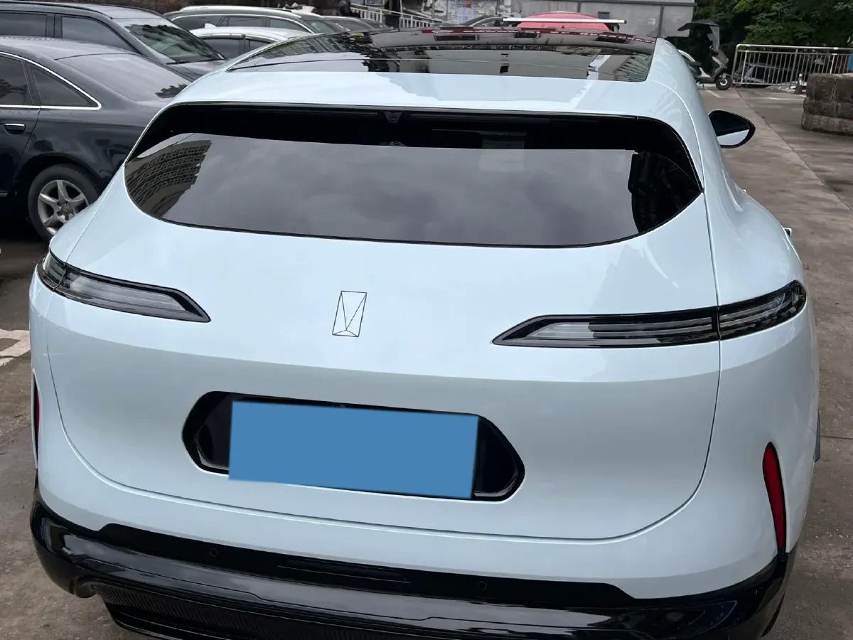 2024 Avatr 07 1.5T 156HP L4 REEV 39.05KWH,autocango,china used car exporter,china ev exporter,chinese used car exporter,chinese used ev exporter