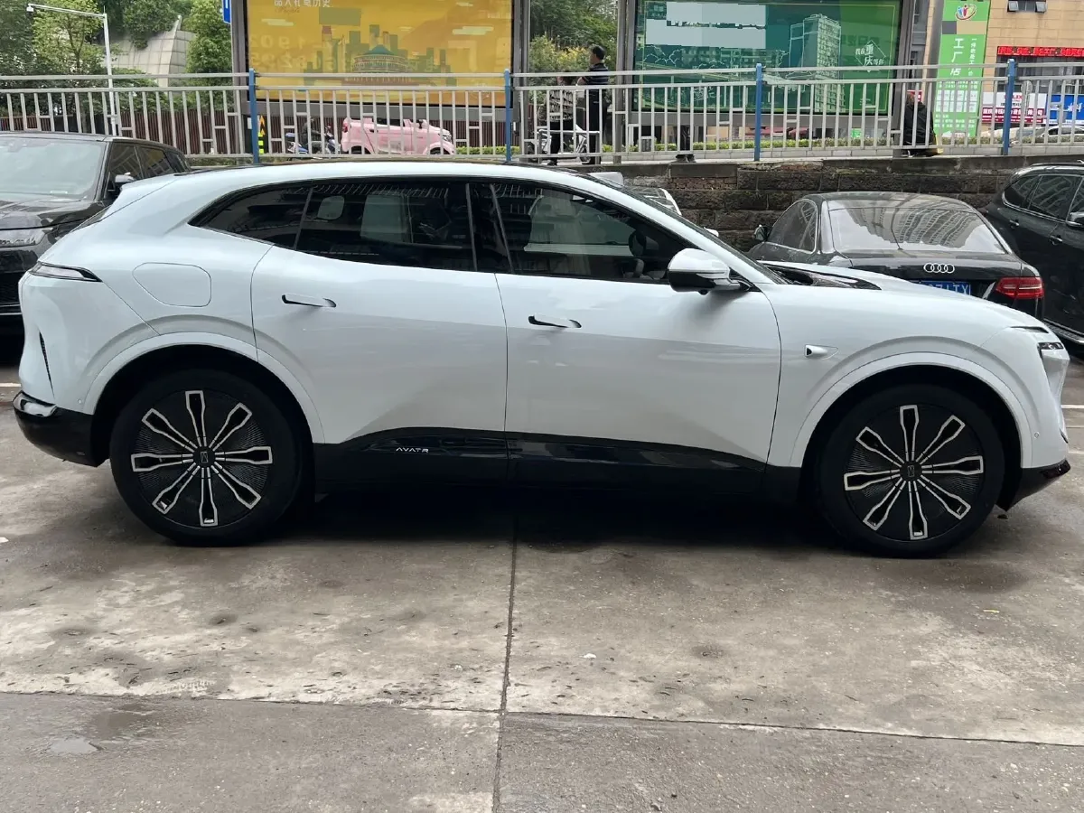 2024 Avatr 07 1.5T 156HP L4 REEV 39.05KWH,autocango,china used car exporter,china ev exporter,chinese used car exporter,chinese used ev exporter