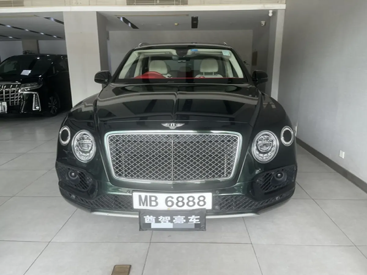 2017 Bentley Bentayga 6.0T 608HP W12 8AT,autocango,china used car exporter,china ev exporter,chinese used car exporter,chinese used ev exporter