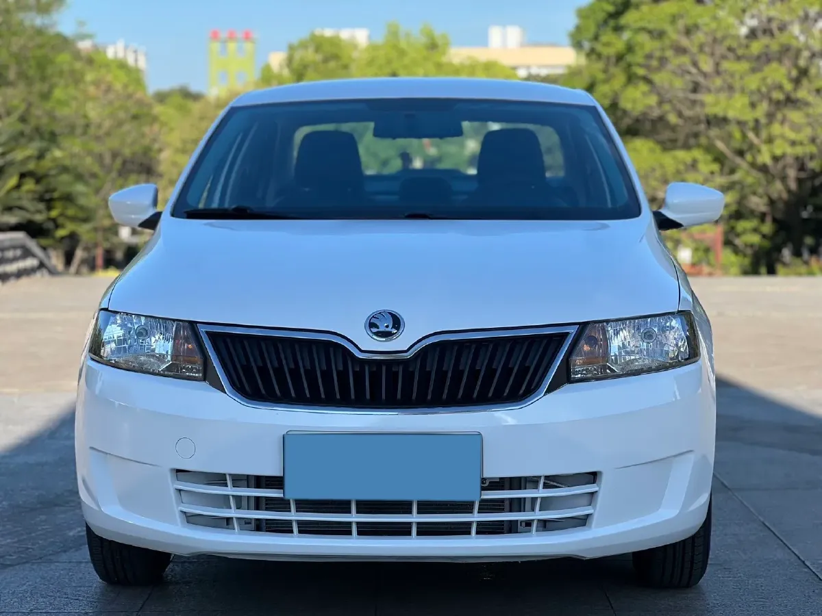 2016 Skoda Rapid 1.6L 110HP L4 6AT,autocango,china used car exporter,china ev exporter,chinese used car exporter,chinese used ev exporter