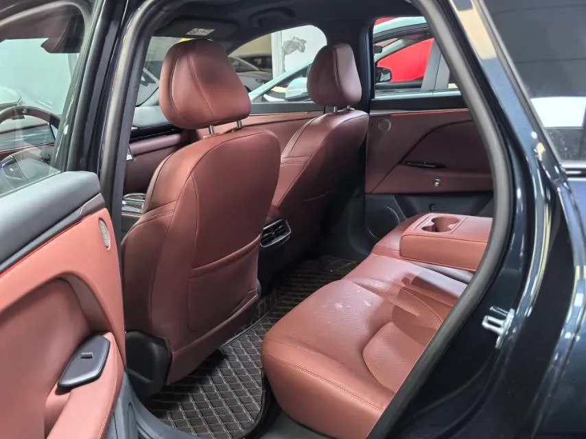 2026 ARCFOX αT5 REEV 105HP REEV,autocango,china used car exporter,china ev exporter,chinese used car exporter,chinese used ev exporter