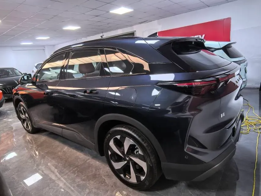 2026 ARCFOX αT5 REEV 105HP REEV,autocango,china used car exporter,china ev exporter,chinese used car exporter,chinese used ev exporter