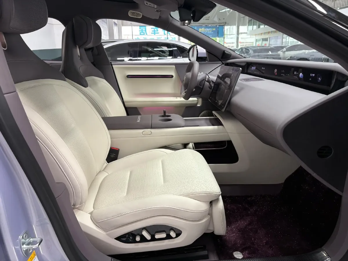 2025 Avatr 06 REEV 156HP REEV,autocango,china used car exporter,china ev exporter,chinese used car exporter,chinese used ev exporter