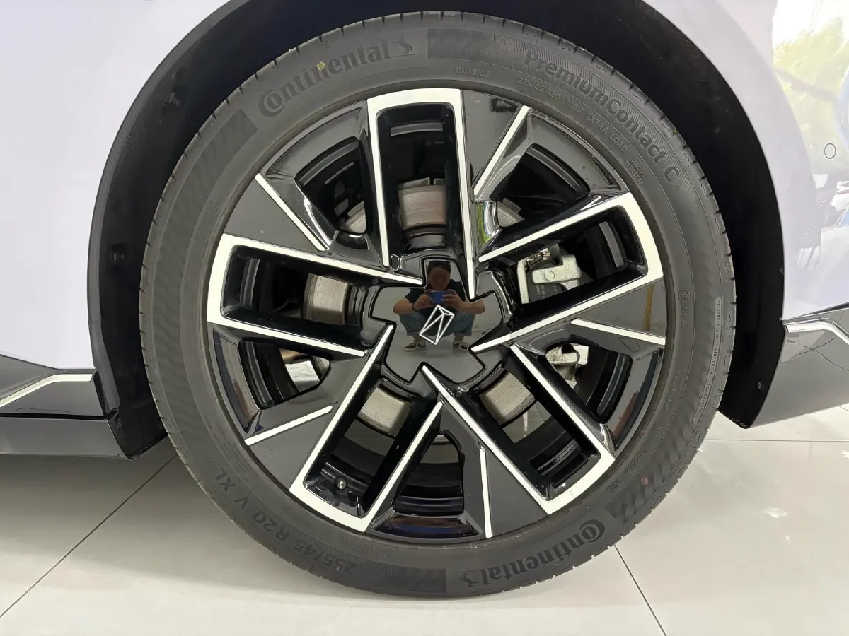 2025 Avatr 06 REEV 156HP REEV,autocango,china used car exporter,china ev exporter,chinese used car exporter,chinese used ev exporter